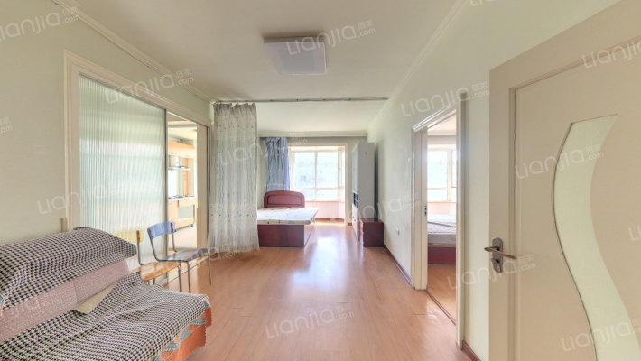 学府花园二手房实景图