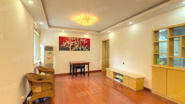 雨韵阁二手房实景图