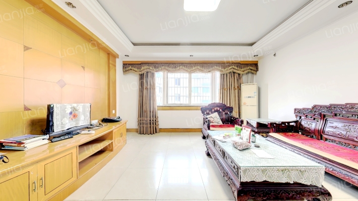 新兴小区二手房实景图