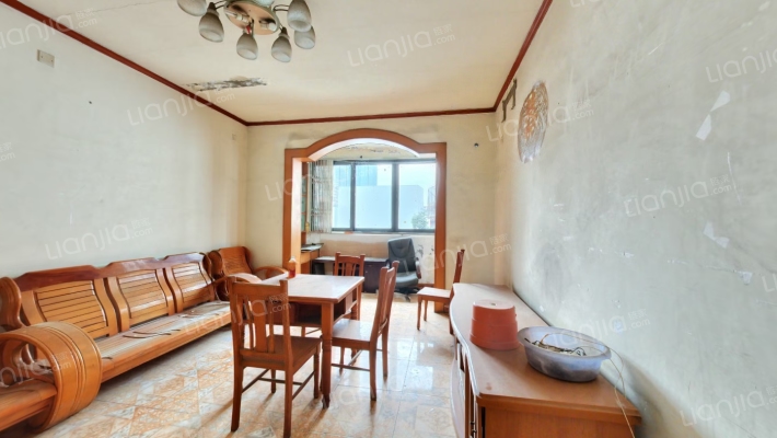 小天西街1号二手房实景图