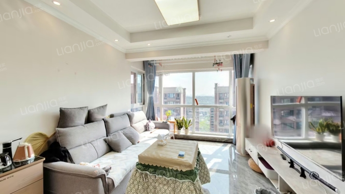 保利城四期中央郡二手房实景图