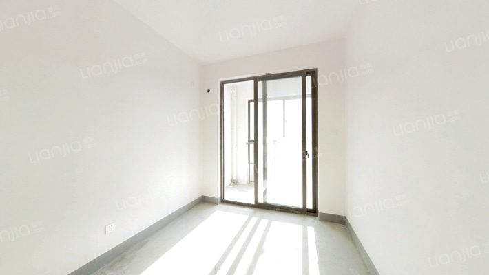 同和嘉苑东区二手房实景图