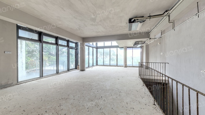 万科十七英里二手房实景图