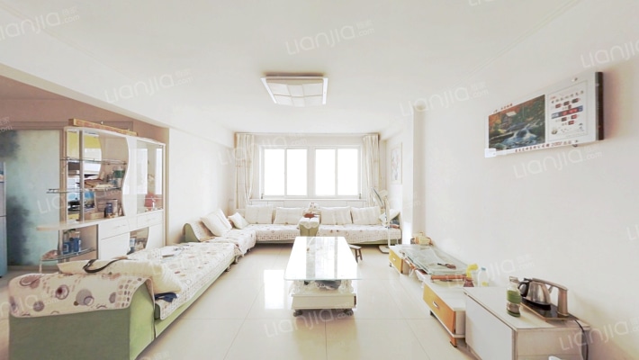 黄海花园东区二手房实景图