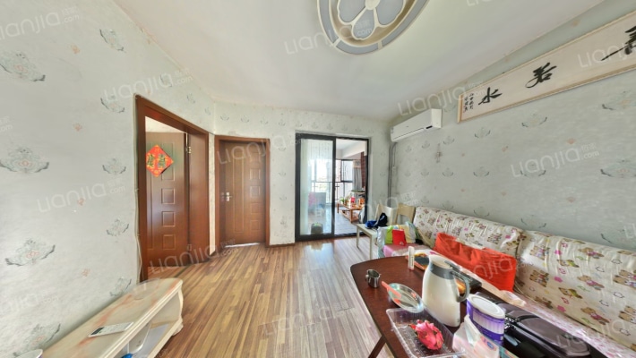 摩卡空间二手房实景图