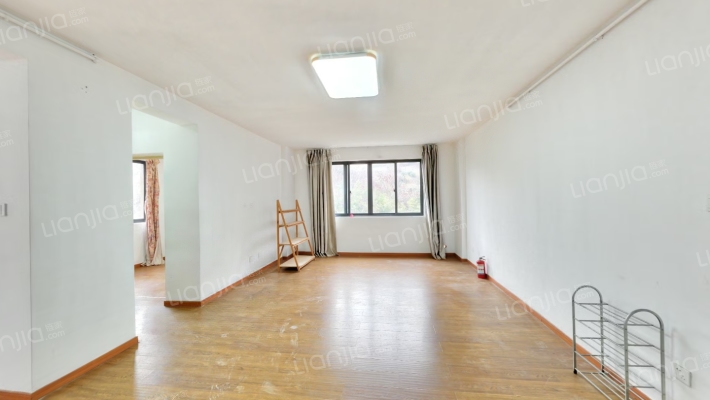 源峰嘉苑二手房实景图