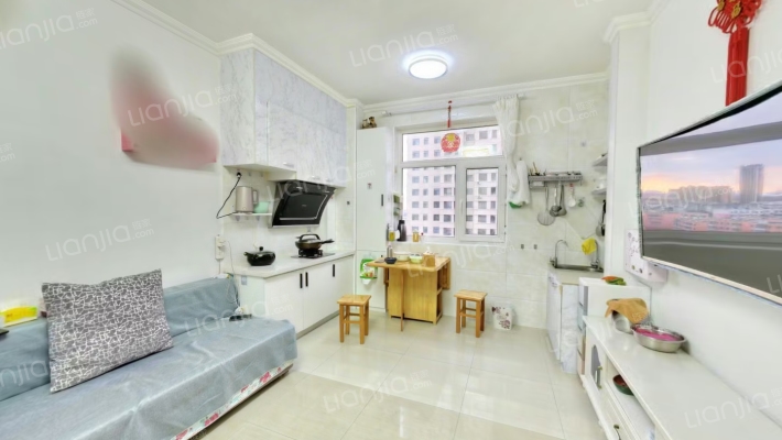 青年城邦小区二手房实景图