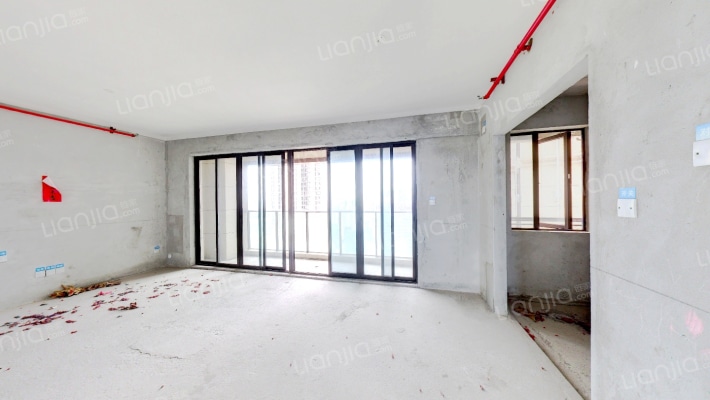 融创湖滨世家二期二手房实景图