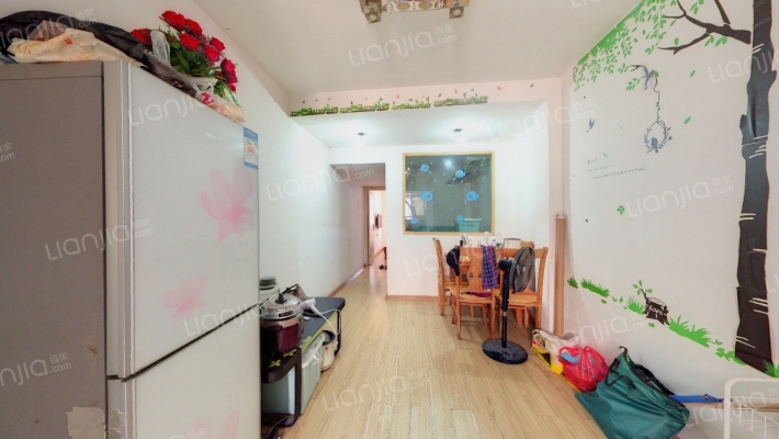 珠宝街二手房实景图