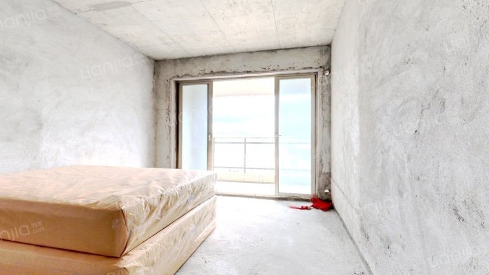 丽日湖逸家园二期二手房实景图