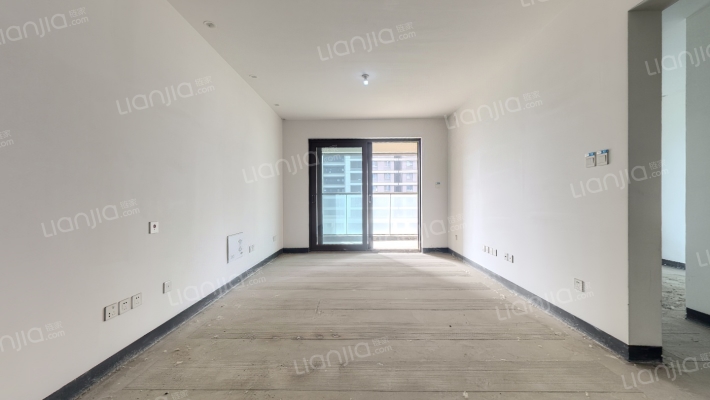 融创中原大观一期二手房实景图