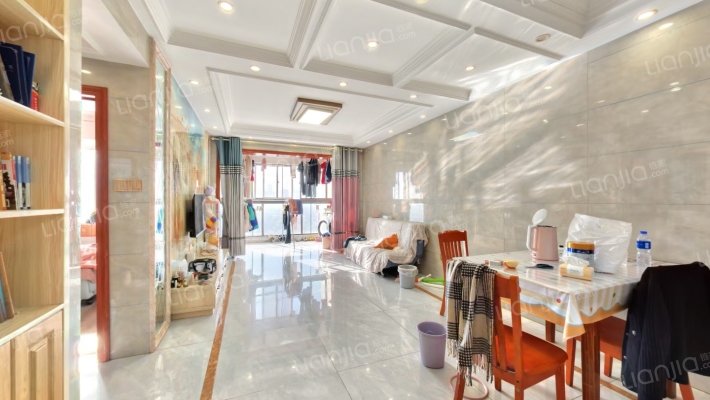 上峰景城二手房实景图