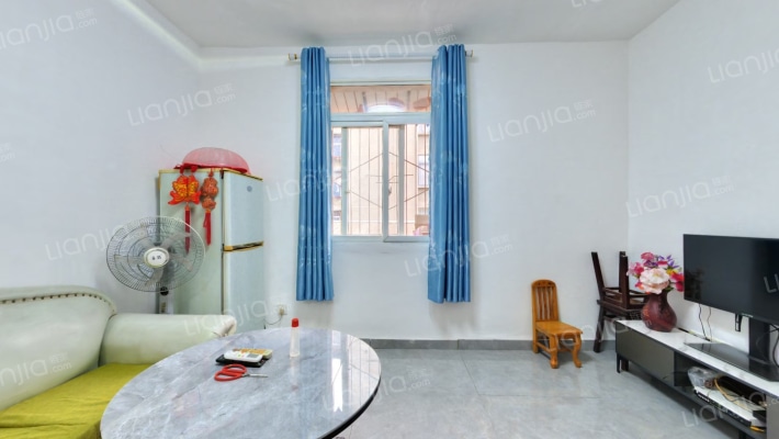 欣欣街11号二手房实景图