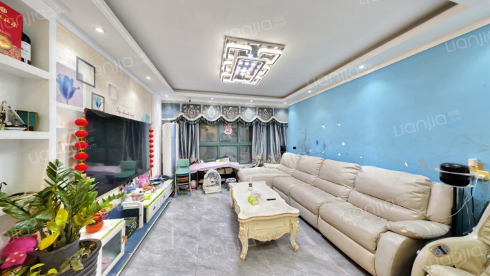 雅阁思达二手房实景图