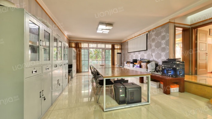 怡馨花园A区二手房实景图