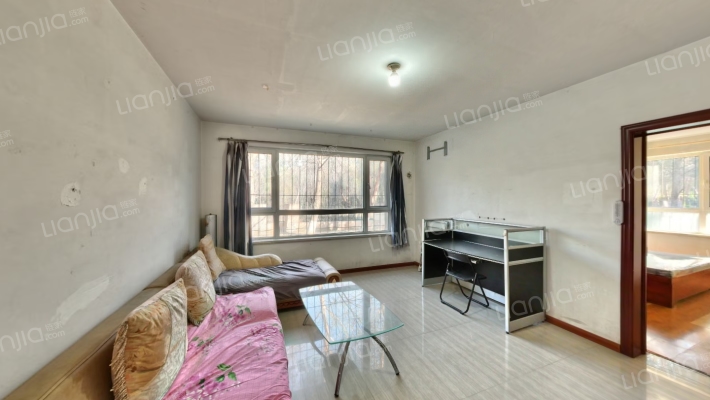 泰奕桃源二手房实景图