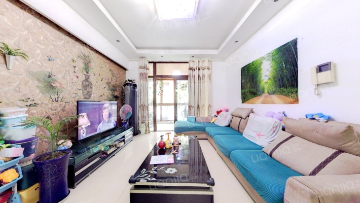 柏林河畔二手房实景图