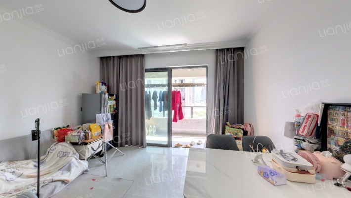 滨月轩一组团二手房实景图