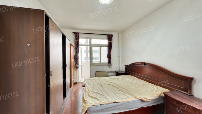 团结湖南里二手房实景图