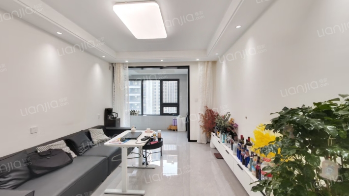 绿城春来晓园二手房实景图