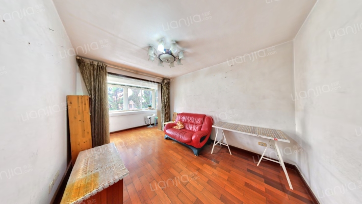 红菱路285号二手房实景图