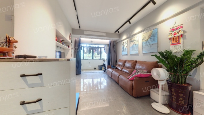 乐苑小区二手房实景图