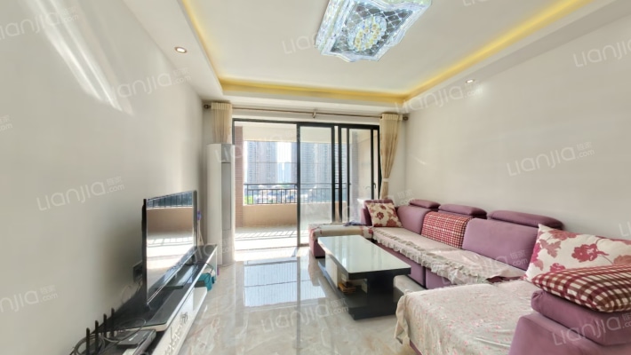 德威朗琴湾二手房实景图