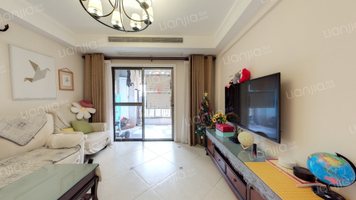 国际公园贝肯郡二手房实景图