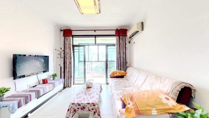 新里梵顿公馆凡尔赛区二手房实景图