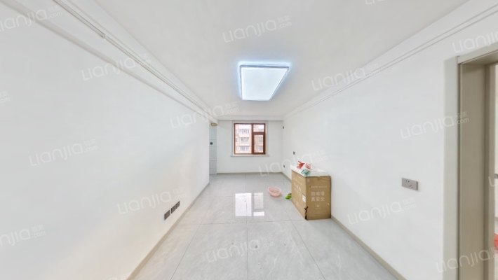 卫星花园C区二手房实景图