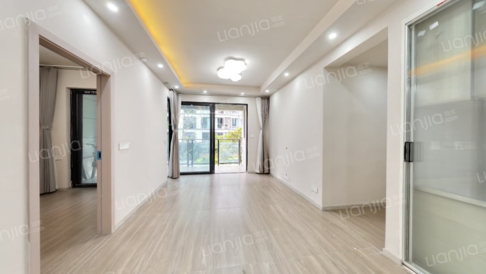 融创寻光江徕二手房实景图