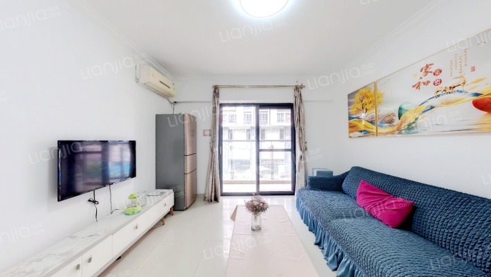 时尚岛蓝钻二手房实景图