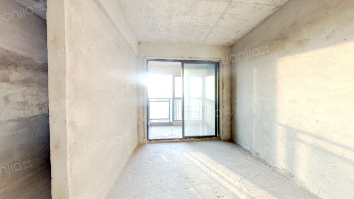 冠昌铂金时代二手房实景图