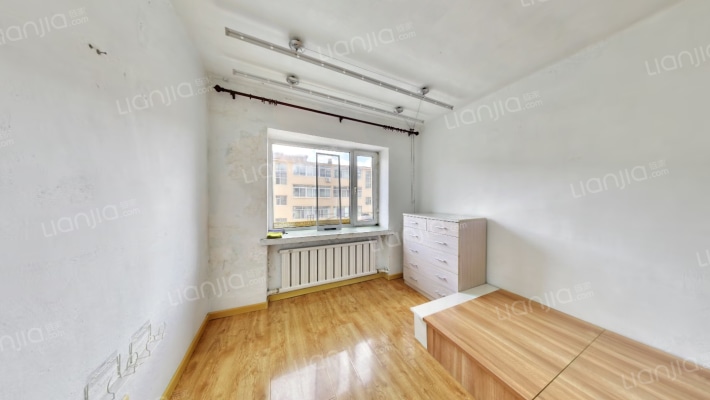 一建住宅小区二手房实景图