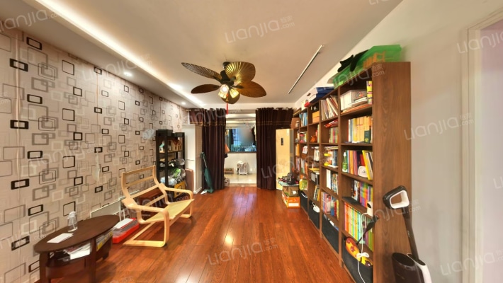 中兴社区二手房实景图