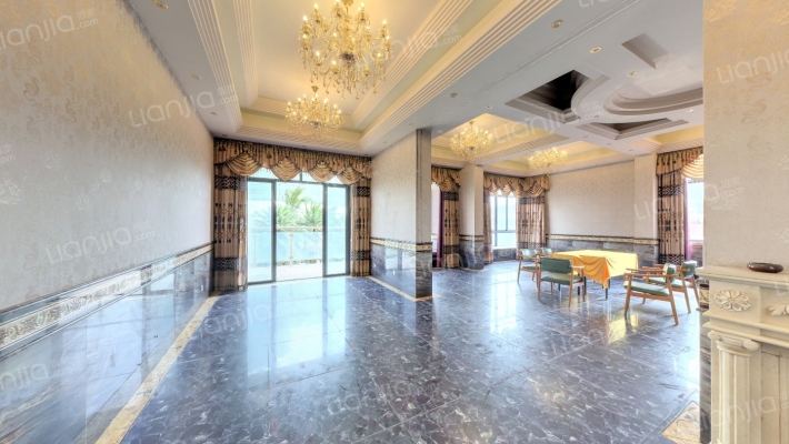 半岛蓝湾二手房实景图