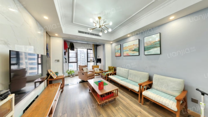 保利金香槟二手房实景图