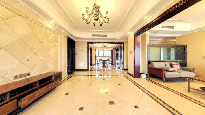 中联·君悦二手房实景图