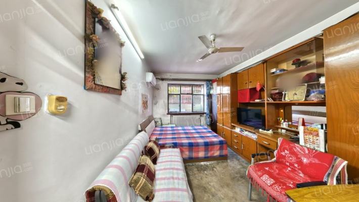 艺苑里二手房实景图