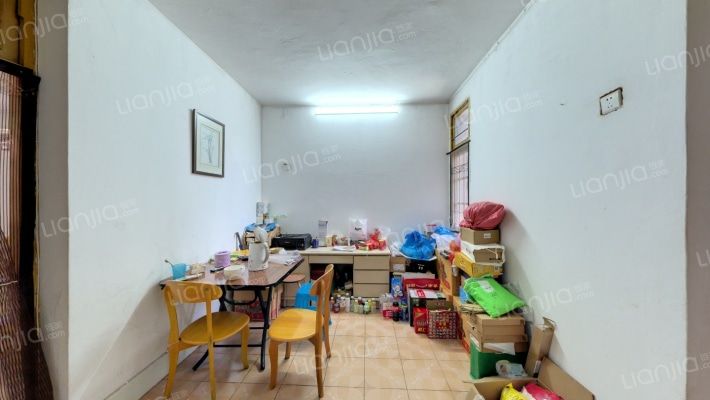 师大附中马厂后街单位宿舍二手房实景图