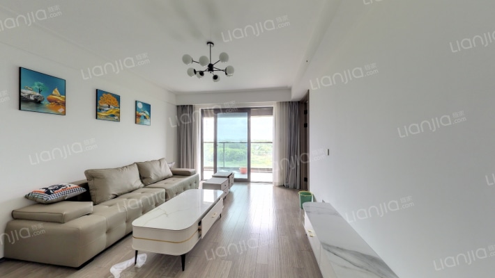 万科坤和·湛蓝云镜二手房实景图