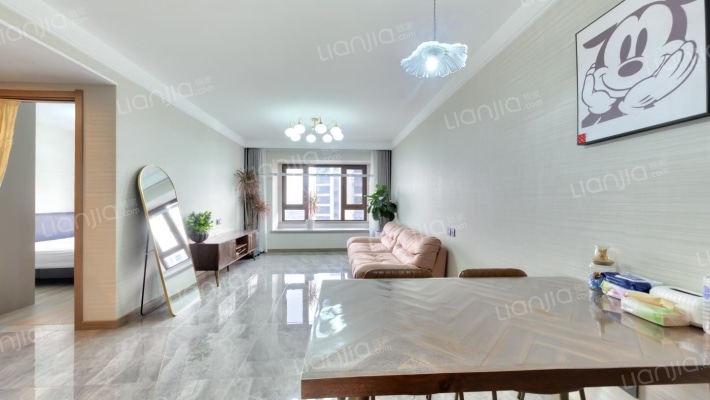 万科星光城二手房实景图