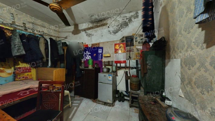 渝建村社区二手房实景图