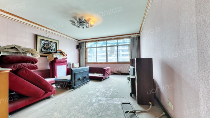 金盾花园二手房实景图