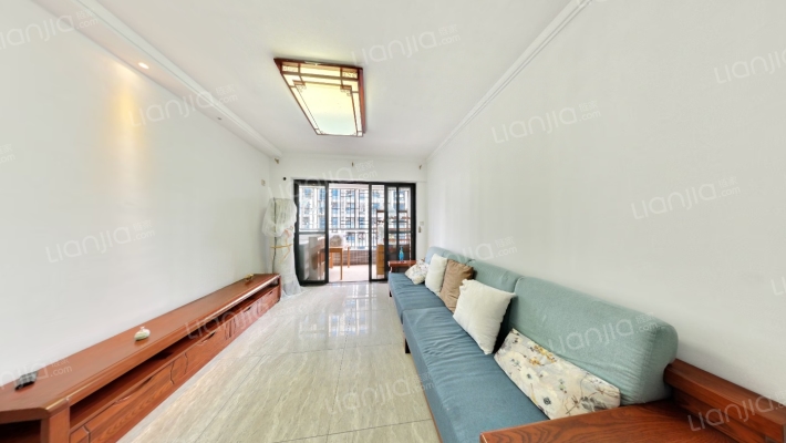 越秀滨海御城二手房实景图