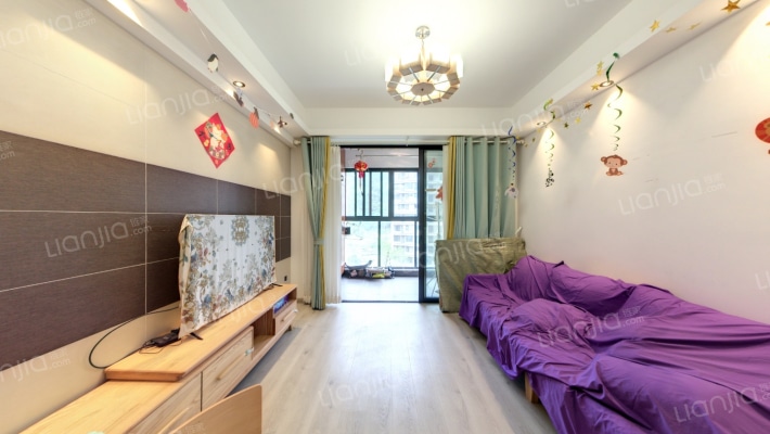 福州温泉城泉景A区二手房实景图