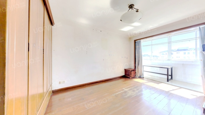 由由二村二手房实景图