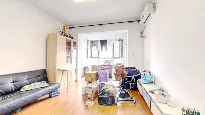 绿地中央广场四区二手房实景图