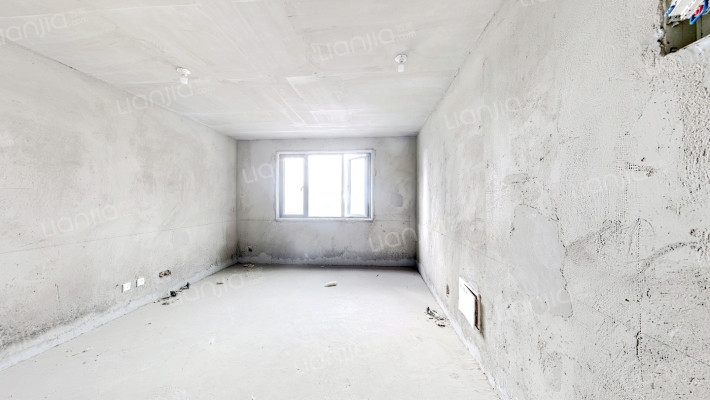 胜利华庭二手房实景图