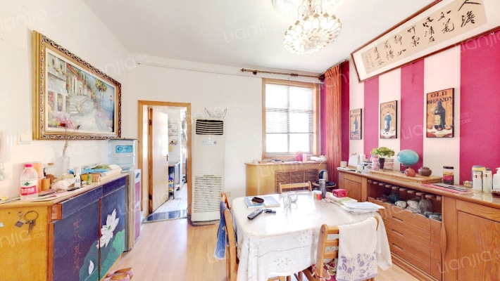 纬二路27号院二手房实景图